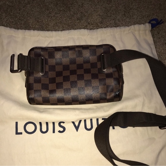 100% authentic Louis Vuitton Bum Bag - Picture 4 of 7
